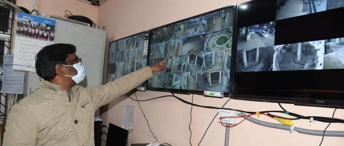 मुख्यमंत्री श्री हेमन्त सोरेन ने फूलो झानो मेडिकल कॉलेज अस्पताल ( सदर अस्पताल) का औचक निरीक्षण किया 