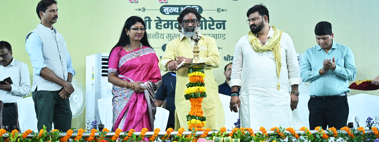 मुख्यमंत्री श्री हेमन्त सोरेन ने  रांची के सुकुरहुटू में  ट्रांसपोर्ट नगर फेज -1 का किया उद्घाटन, फेज -2 की रखी आधारशिला  