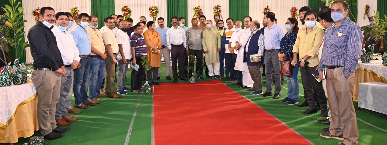 मुख्यमंत्री श्री हेमन्त सोरेन ने आज राज्य के प्रमुख मीडिया जगत के संपादकों के साथ  मुलाकात की