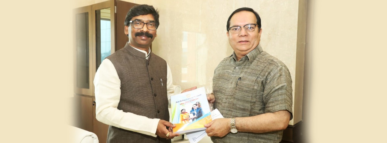 कोयलांचल यूनिवर्सिटी के कुलपति की मुख्यमंत्री श्री हेमन्त सोरेन से मुलाकात