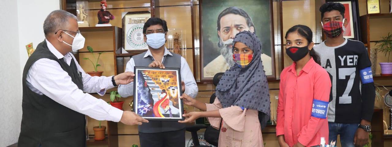 मुख्यमंत्री से बाल पत्रकारों ने मुलाकात की, मुख्यमंत्री बाल पत्रकारों के कार्यों से हुए प्रभावित