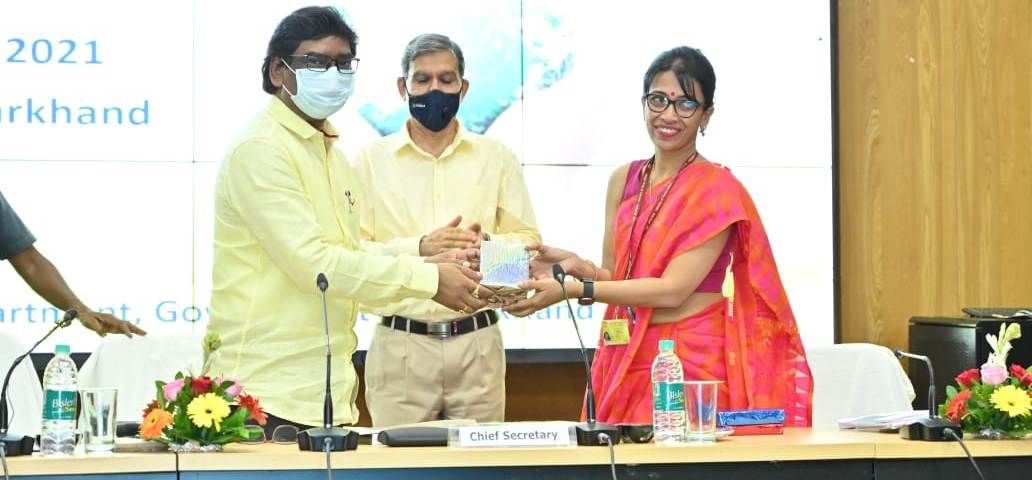 मुख्यमंत्री श्री हेमन्त सोरेन सस्टेनेबल डेवलपमेंट गोल्स(एसडीजी) इंडिया इंडेक्स और मल्टीडाईमेंशनल प्रोवर्टी इंडेक्स विषय पर आयोजित राज्यस्तरीय कार्यशाला में शामिल हुए।