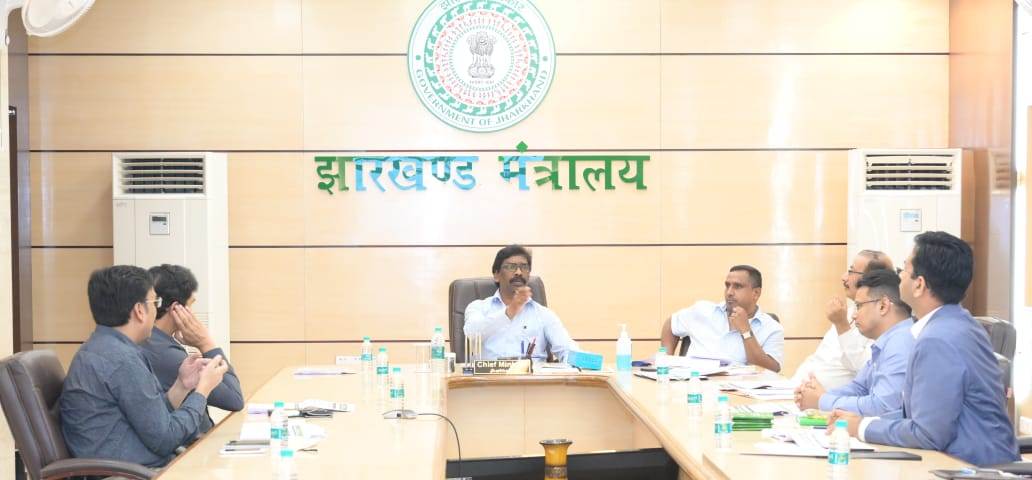 मुख्यमंत्री ने मेडिकल कॉलेज में छात्रों के नामांकन में आ रही अड़चनों को दूर करने का निदेश दिया