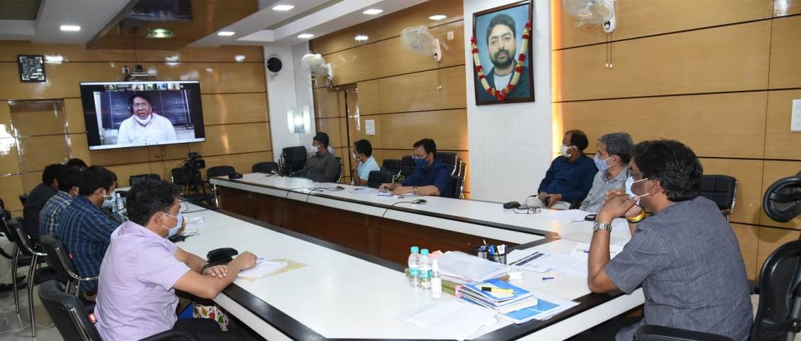 मुख्यमंत्री श्री हेमन्त सोरेन ने राज्य में कोरोना संक्रमण के तेजी से बढ़ रहे मामले को लेकर सर्वदलीय बैठक की 