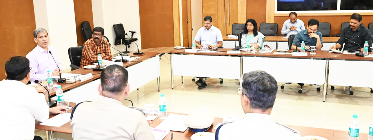 मुख्यमंत्री श्री हेमन्त सोरेन ने वीमेंस एशियन हॉकी चैंपियंस ट्रॉफी (Women Asian Hockey Champions Trophy)-2023 की तैयारियों की उच्चस्तरीय समीक्षा की।