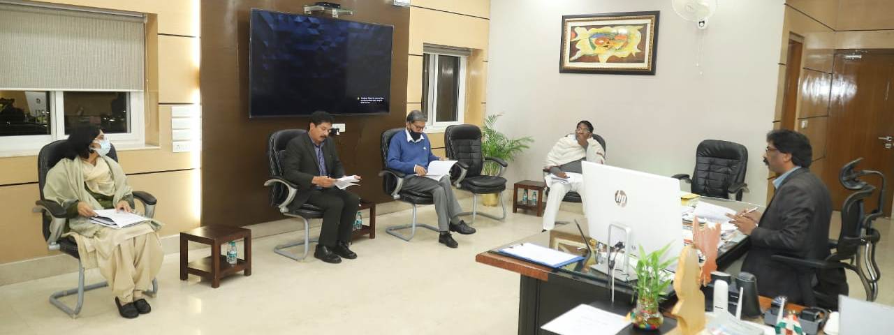 मुख्यमंत्री श्री हेमन्त सोरेन की अध्यक्षता में मुख्यमंत्री राहत कोष के शासी निकाय की द्वितीय बैठक  हुई