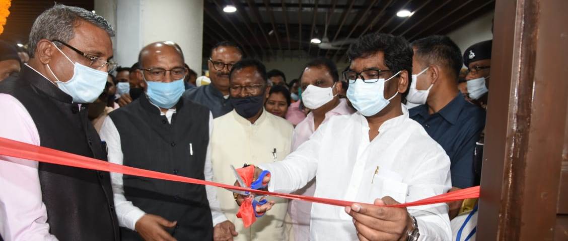 मुख्यमंत्री श्री हेमन्त सोरेन ने झारखंड विधान सभा टीवी और स्टूडियो का शुभारंभ और लोकार्पण किया 