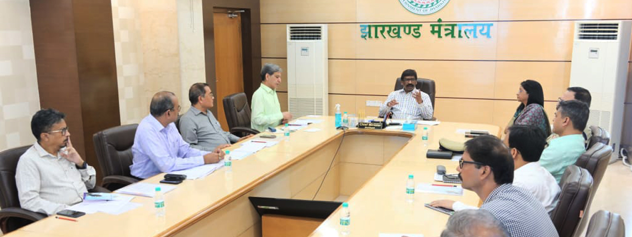 मुख्यमंत्री श्री हेमन्त सोरेन ने पथ निर्माण विभाग  की उच्च स्तरीय समीक्षा की,  दिए कई अहम निर्देश । 