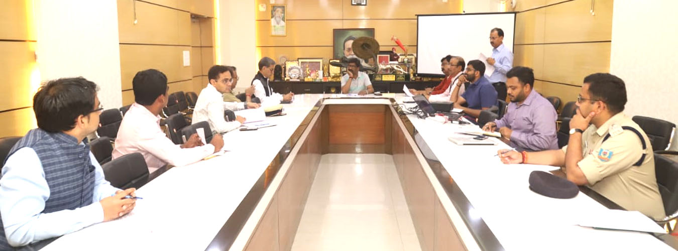 कोरोना को लेकर झारखंड में पूर्णतया लॉक डाउन का निर्णय, राज्य सरकार के सभी कार्यालय 31 मार्च तक रहेंगे बंद