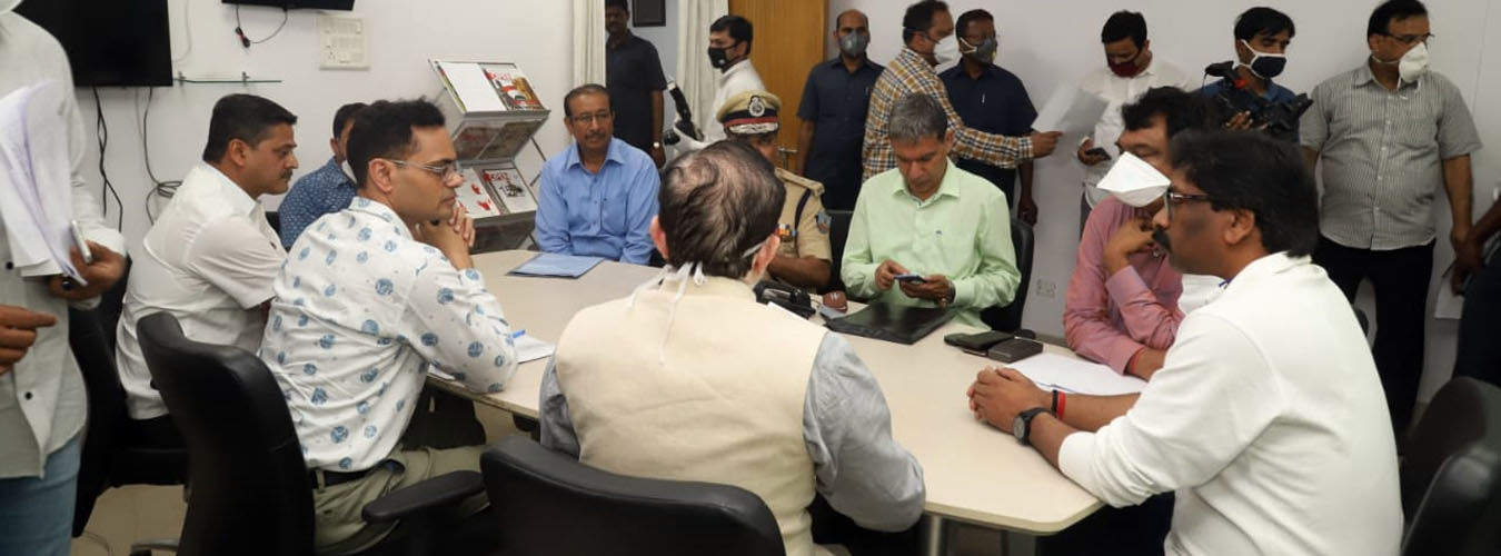 मुख्यमंत्री ने दिया होम क्वारंटाइन बंद करने का आदेश, अधिकारियों को 2 माह तक अलर्ट मोड पर रहने का निर्देश 