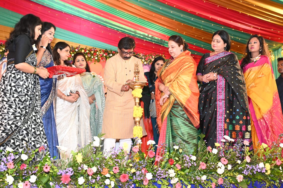 Chief Minister Shri Hemant Soren inaugurated the five day Diwali fair of Jesova
