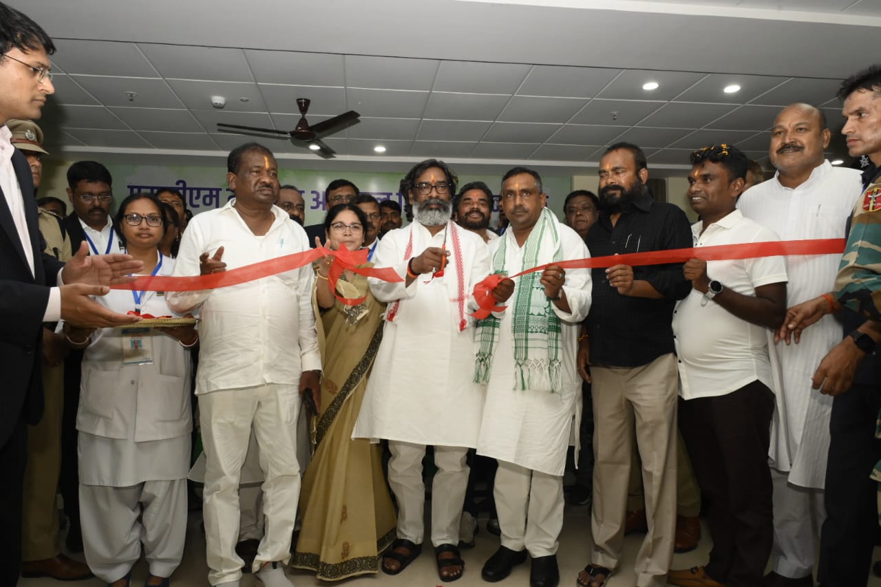 Chief Minister Shri Hemant Soren participated in the inauguration of the newly constructed building and OPD