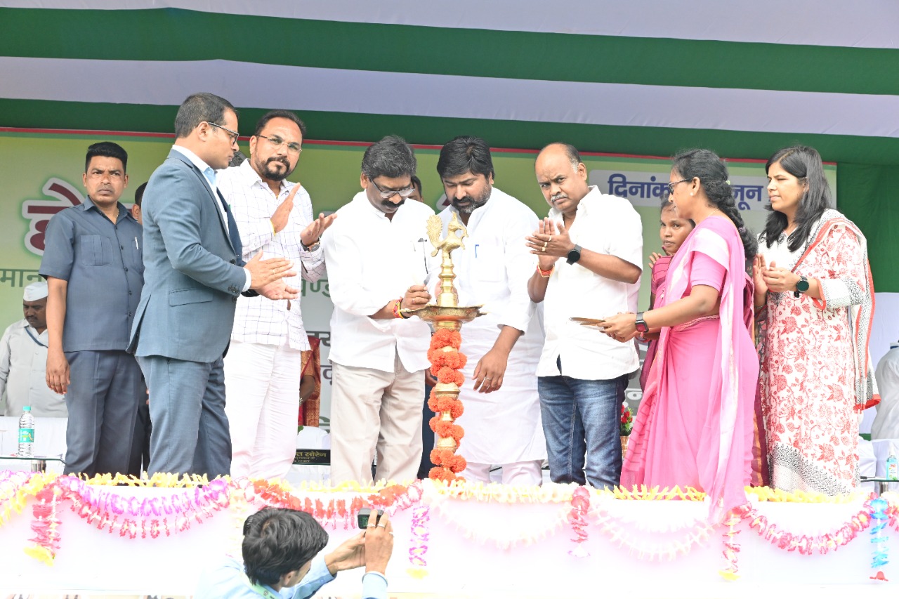 Distribution of appointment letters by Chief Minister Shri Hemant Soren, Damruhat, Sunderpahari, Godda